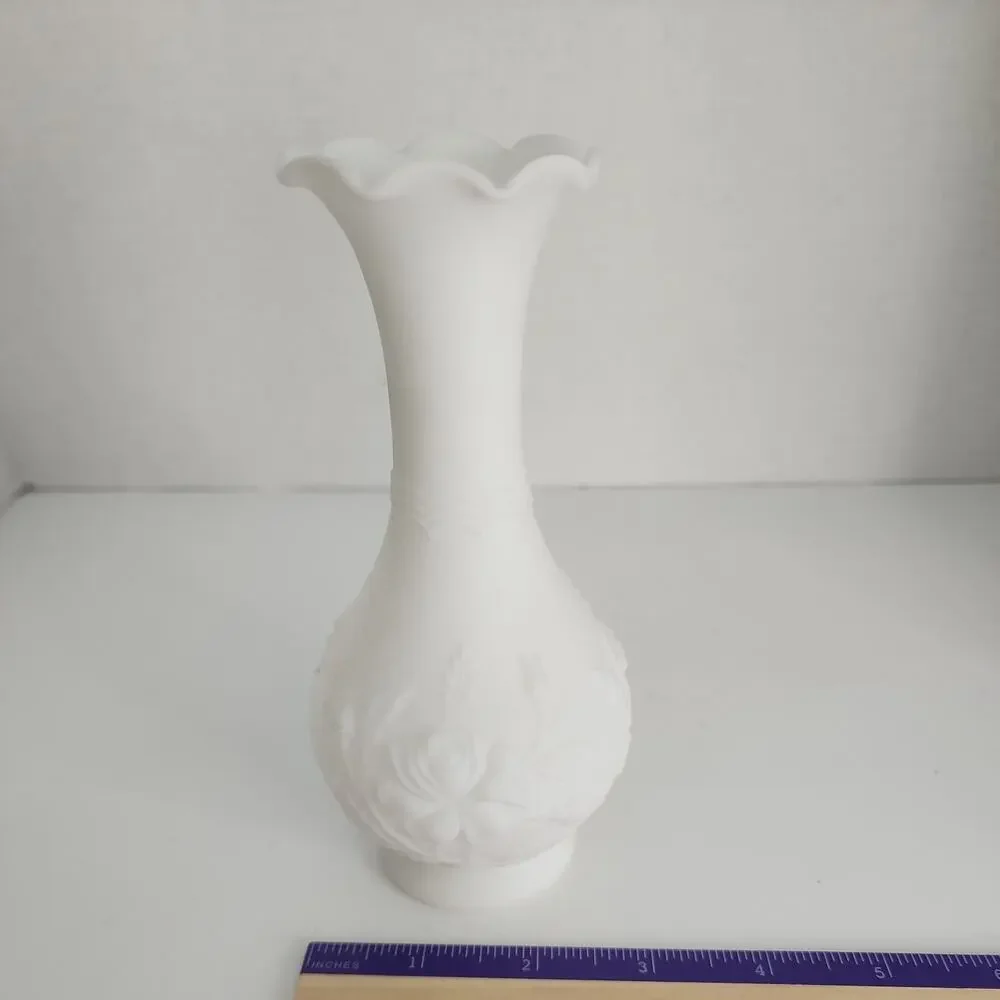 Vtg Imperial Glass White Doeskin Rose 6